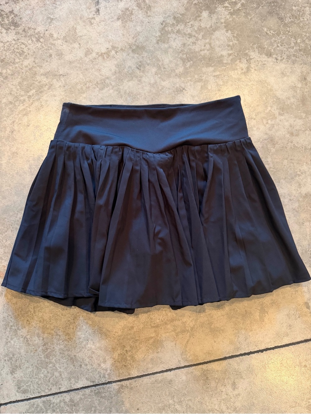 all in motion Black Pleated Skort
